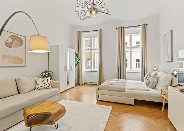 Cozy Apartments - 4 Min U6 Josefstaedterstrasse